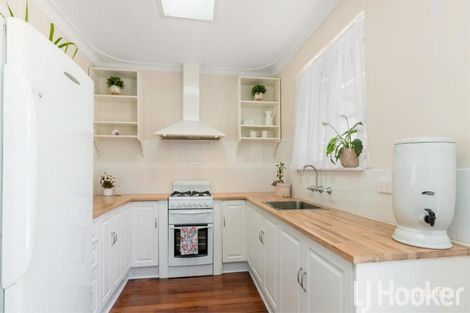 Property photo of 37 Barron Way Orelia WA 6167