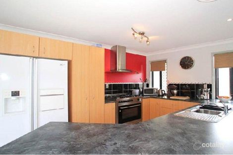 Property photo of 4 Lennox Lane Sandstone Point QLD 4511