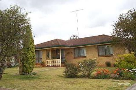 10 Jondaryan St, Newtown, QLD 4350