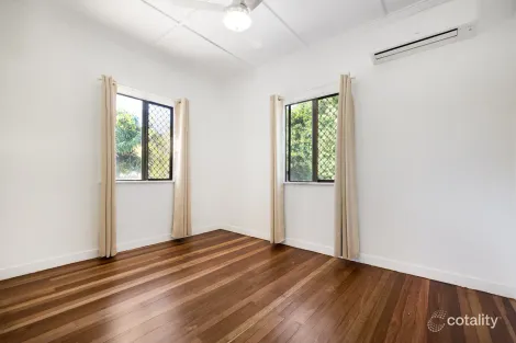 Property photo of 29 Hill Parade Clontarf QLD 4019