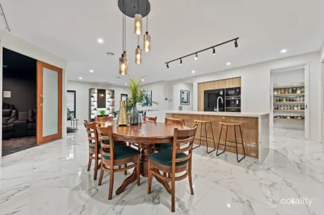 Property photo of 3 Delegate Circuit Lyndhurst VIC 3975