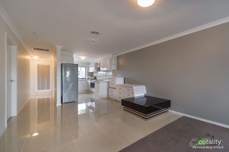 Property photo of 2/3 Kylie Court Hampton Park VIC 3976