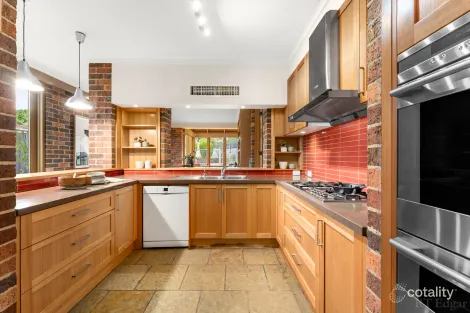 Property photo of 144 Winmalee Road Balwyn VIC 3103