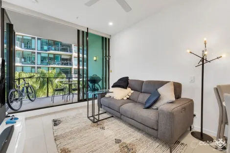 Property photo of 31207/24 Stratton Street Newstead QLD 4006