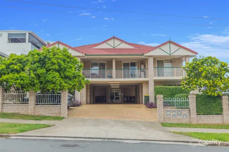 1/45 Macaulay St, Coorparoo, QLD 4151