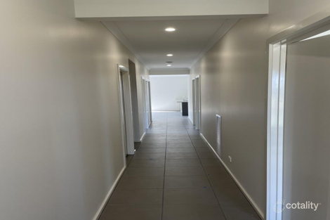 Property photo of 2 Grain Road Wyndham Vale VIC 3024