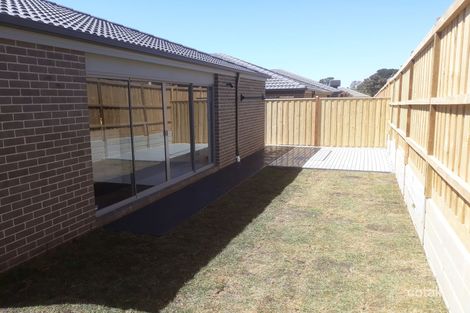 Property photo of 39 Chesney Circuit Clyde VIC 3978