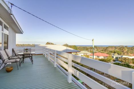 17 Robin St, Lakes Entrance, VIC 3909