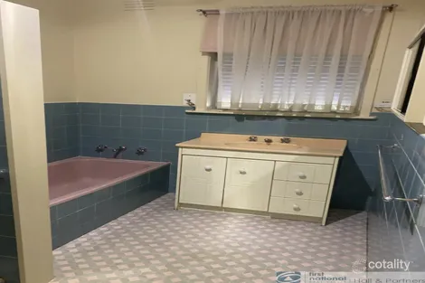 Property photo of 3 Reilly Street Springvale VIC 3171