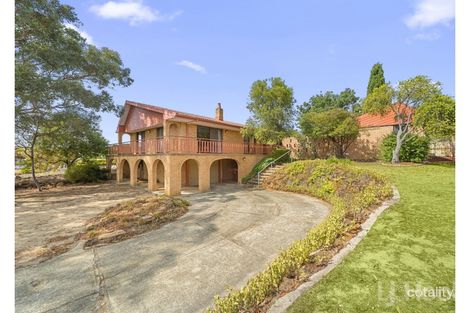Property photo of 14 Hayley Crescent Karabar NSW 2620