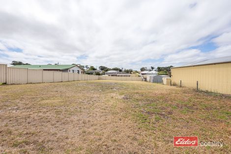 Property photo of 16 Hayward Crest Yakamia WA 6330