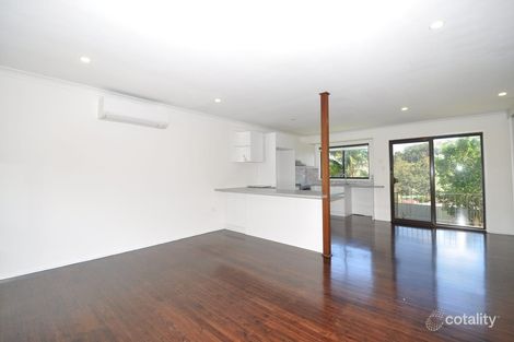 Property photo of 8 Holland Close Springfield NSW 2250
