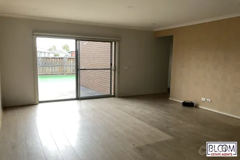Property photo of 7 Cutleaf Crescent Tarneit VIC 3029
