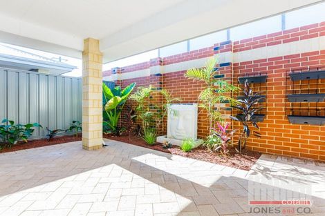 Property photo of 24/12 Loder Way South Guildford WA 6055