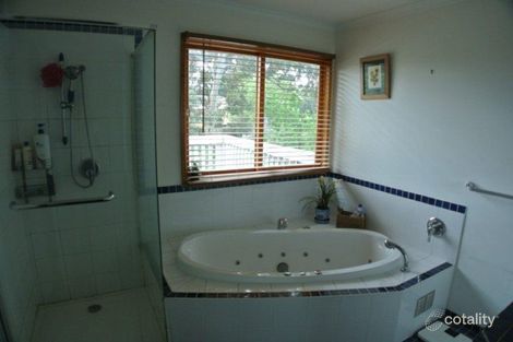 Property photo of 28 Avalon Road Rowville VIC 3178