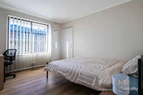 Property photo of 37 Peppercorn Parade Epping VIC 3076