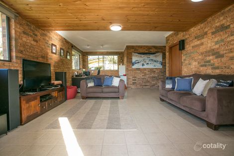 Property photo of 17 Emerald Place Green Point NSW 2428