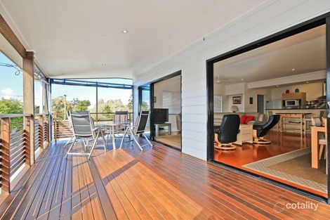 Property photo of 70 Coreen Street Wynnum QLD 4178