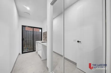 Property photo of 9 Caseys Way Donnybrook VIC 3064