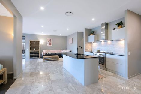 Property photo of 2 Wentworth Drive Flagstone QLD 4280