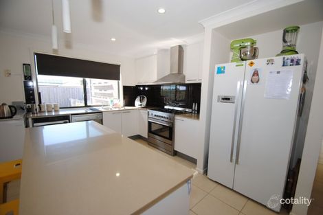 Property photo of 19 Laura Grove Leongatha VIC 3953