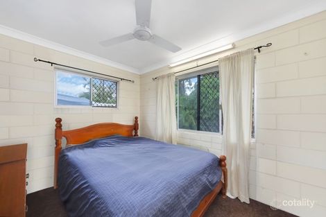 2 Coolabah Cl, White Rock, QLD 4868