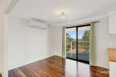 Property photo of 10 Skyline Drive Blue Mountain Heights QLD 4350