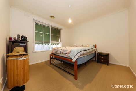 Property photo of 2/102 Broughton Road Surrey Hills VIC 3127