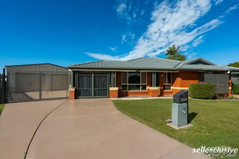 12 Chiltern Pl, Sandstone Point, QLD 4511