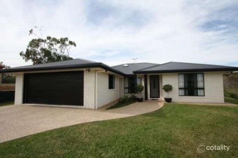 4 Hibiscus Ct, Kawana, QLD 4701