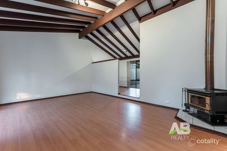 Property photo of 37 Manbari Crescent Wanneroo WA 6065