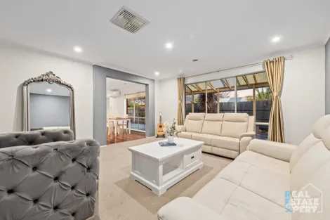 Property photo of 95 The Promenade Narre Warren South VIC 3805