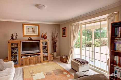 Property photo of 10 Watkins Drive Moss Vale NSW 2577