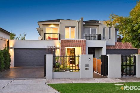 7 Holmhurst Ct, Brighton East, VIC 3187