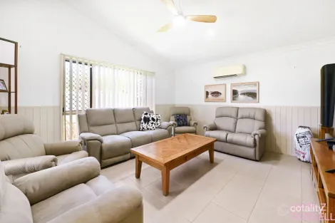 Property photo of 45 Whitehaven Drive Blacks Beach QLD 4740