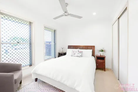 Property photo of 45 Whitehaven Drive Blacks Beach QLD 4740