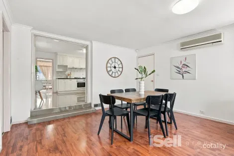 Property photo of 7 Large Street Springvale VIC 3171