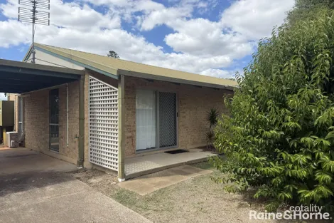 1/88 Walter Rd, Kingaroy, QLD 4610
