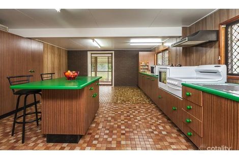 Property photo of 73 Nerimbera School Road Nerimbera QLD 4701