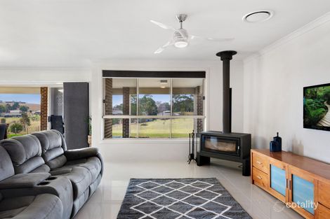 Property photo of 5 Lochill Close Lochinvar NSW 2321