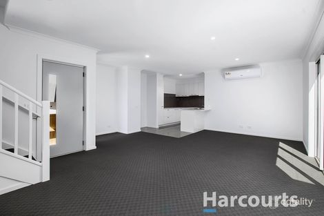Property photo of 3/28 Silverton Drive Ferntree Gully VIC 3156