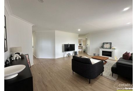 Property photo of 14 Carolyn Close Kariong NSW 2250