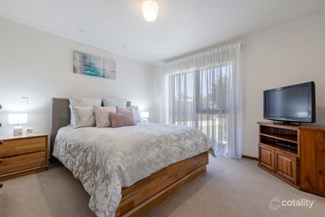 Property photo of 24 Pearl Place Ferntree Gully VIC 3156