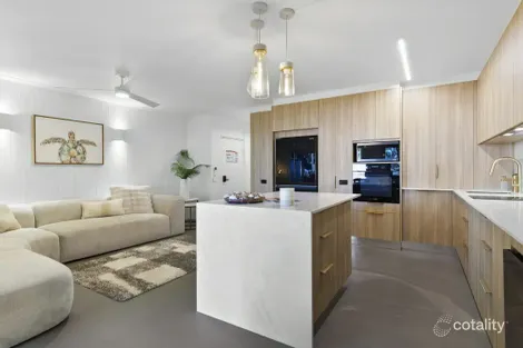 Property photo of 3/69-73 Arlington Esplanade Clifton Beach QLD 4879