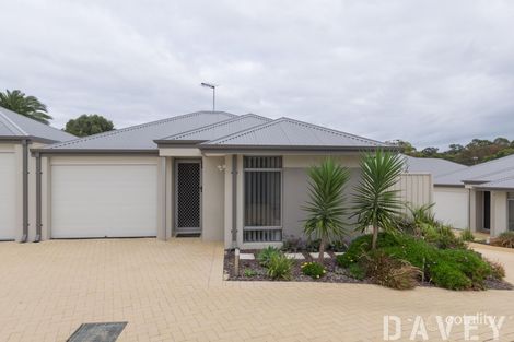 Property photo of 2/46 Bridgewater Crescent Karrinyup WA 6018