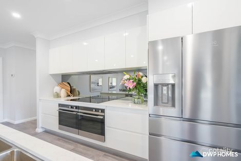 Property photo of 11 Haywood Drive Orange NSW 2800