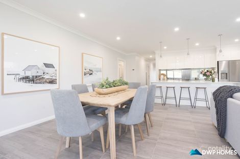 Property photo of 11 Haywood Drive Orange NSW 2800