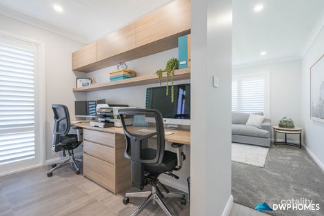 Property photo of 11 Haywood Drive Orange NSW 2800