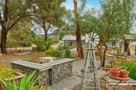 Property photo of 2 McClellans Crescent Argyle VIC 3523