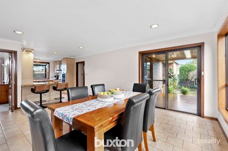 Property photo of 17 Benkel Avenue Cheltenham VIC 3192